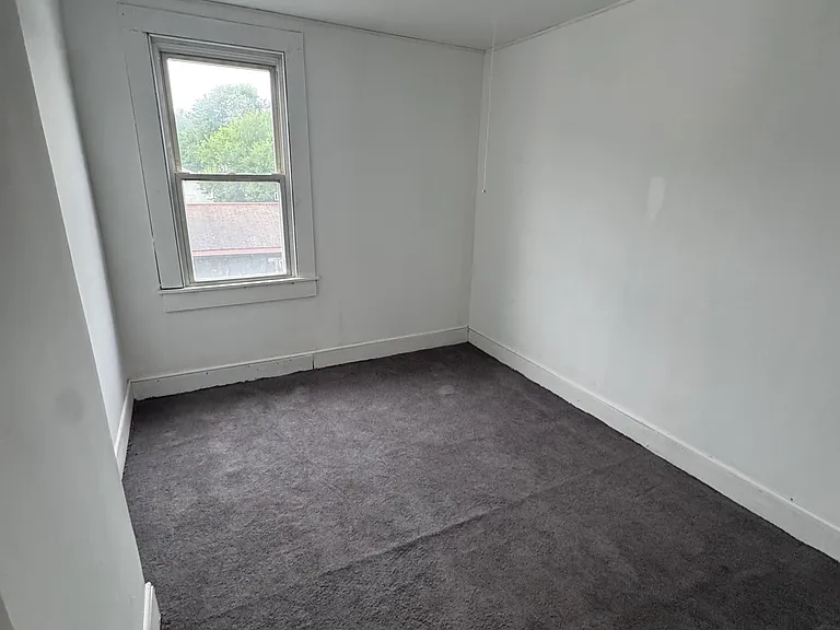 15 Searle St #15 — Photo 8