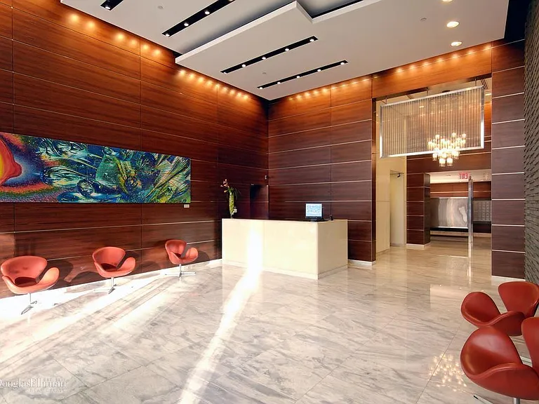 350 W 42nd St #11C — Photo 10