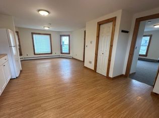 47 West St APT 2, Rutland, VT 05701