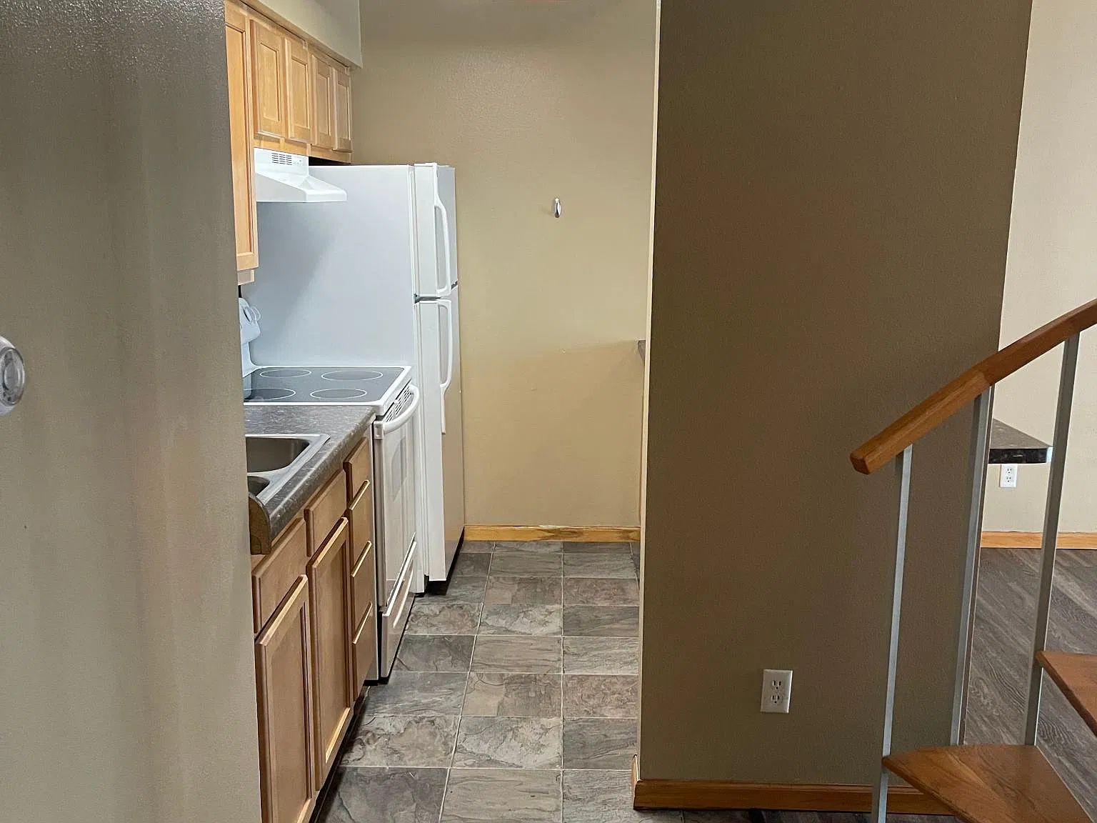 1 bed, 100 sqft, $1,135 — Photo 4