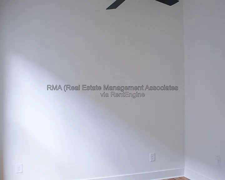 4 Zebulon St #2C — Photo 9