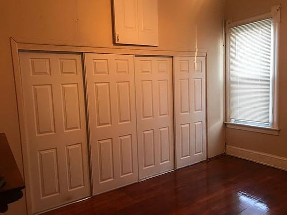 3rd image of 324 Clay St