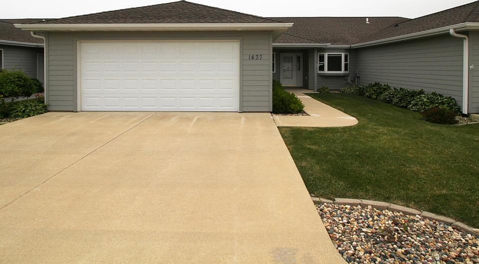 1st image of 1437 Indian Hills Dr