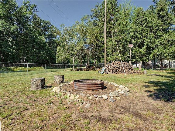 3rd image of 2989 Horseshoe Lake Rd