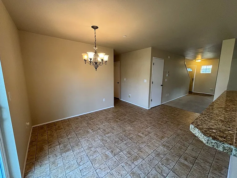 3210 Sheaser Way — Photo 7