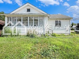 21706 Nevada Ave, Eastpointe, MI 48021