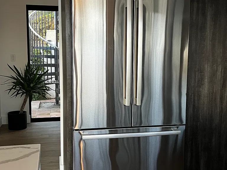 353 Mariposa Dr #H — Photo 15