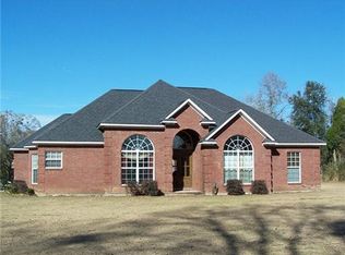 138 Hubert Morgan Ln, Lucedale, MS 39452