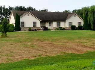 8821 Monclova Rd, Monclova, OH 43542