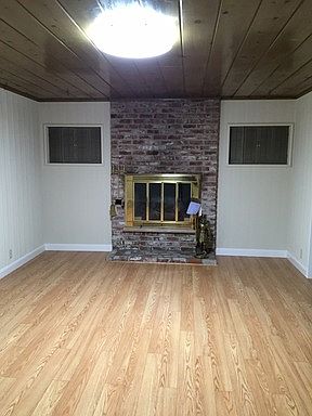 2nd image of 293 Wilshire Ave