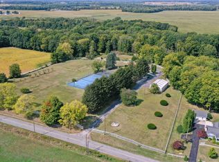 5563 Spring Creek Rd, Three Oaks, MI 49128