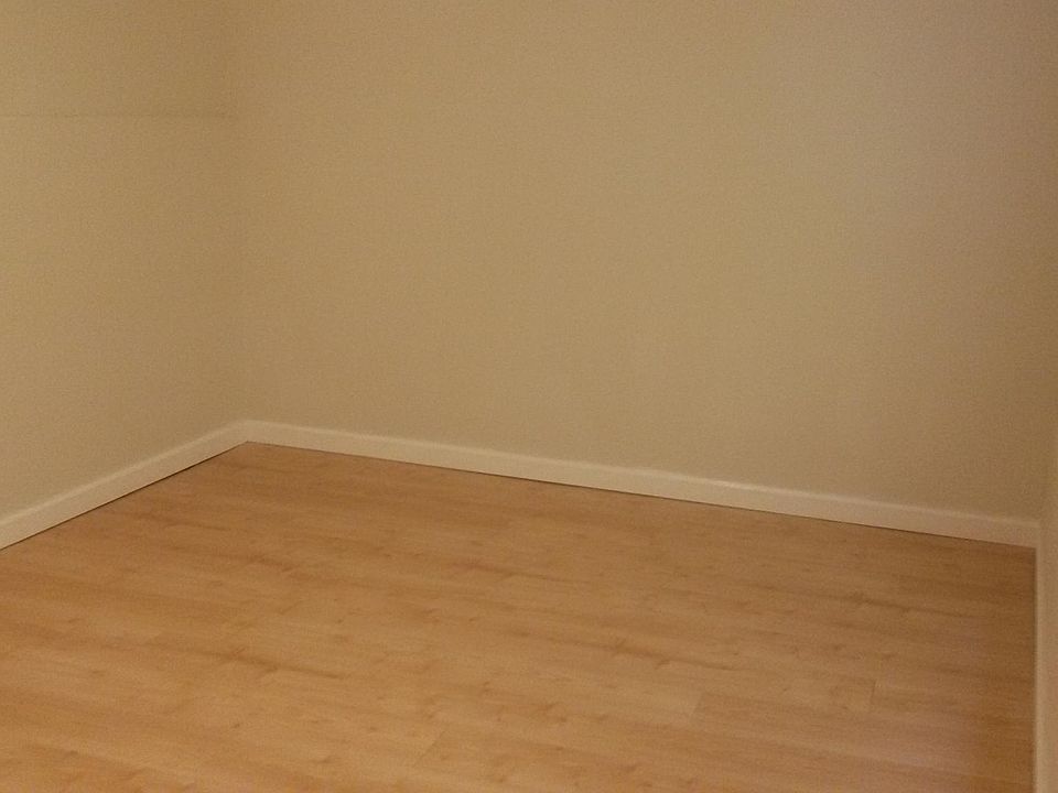 2nd image of 20 Santa Barbara Ave #1