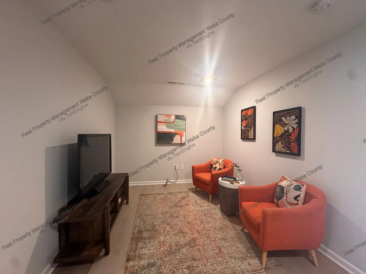 4 bed, 3.5 bath, 2350 sqft, $2,550 — Photo 4