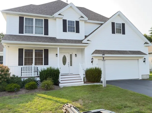 17 Stone Castle Dr Unit 17, Methuen, MA 01844