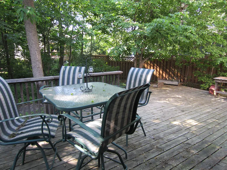 Maple Knoll Way NW — Photo 17