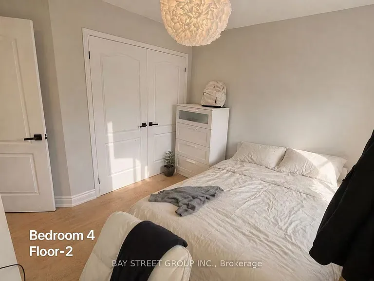 42 Fouracre Way #UPPER LEVEL — Photo 38