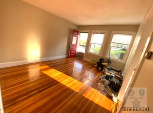 24 Plympton St, Waltham, MA 02451