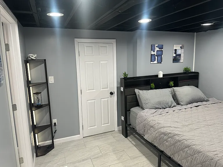 10819 Edgecliffe Dr — Photo 17