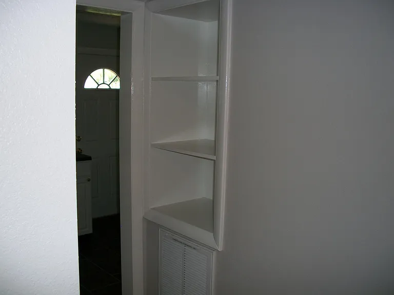 410 Lloyd St — Photo 7