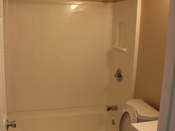 5th image of 2301 Salvador St APT 5