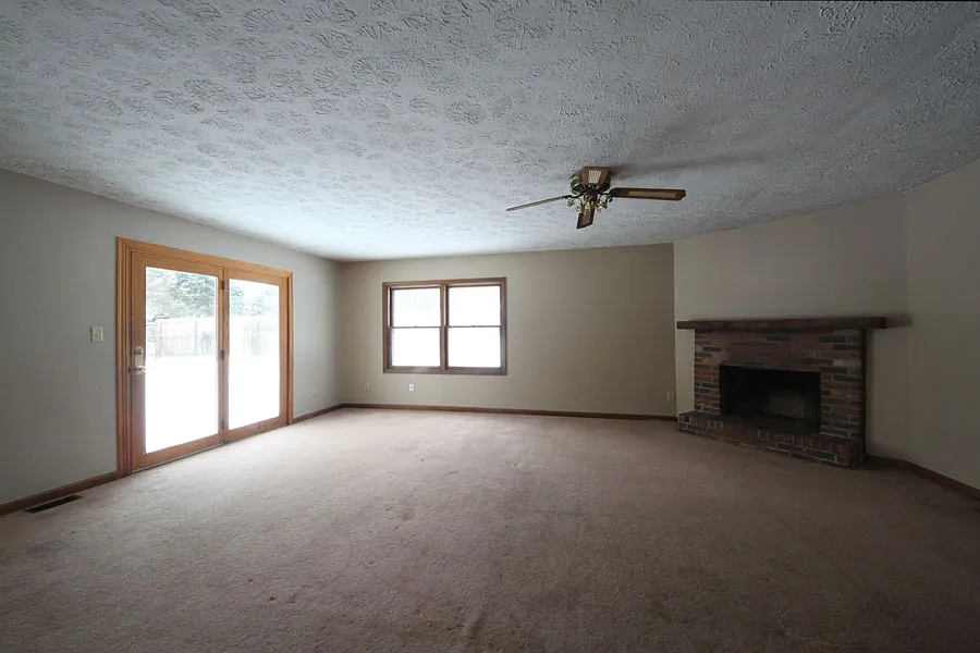 5516 Hobbs Ct photo 1