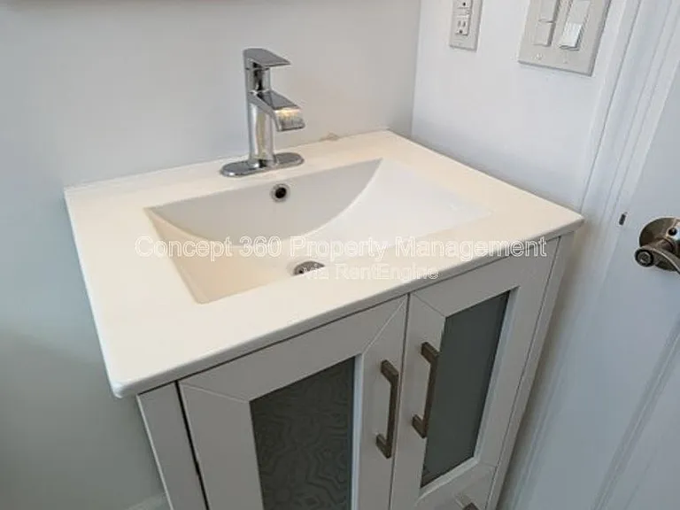 2287 Belmont Ave — Photo 21