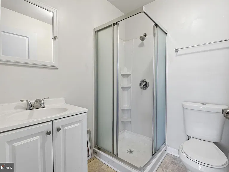 4505 Foster Ave — Photo 27