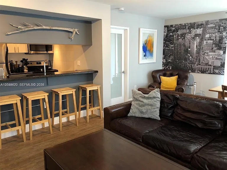 800 N Miami Ave #E-1008 — Photo 12
