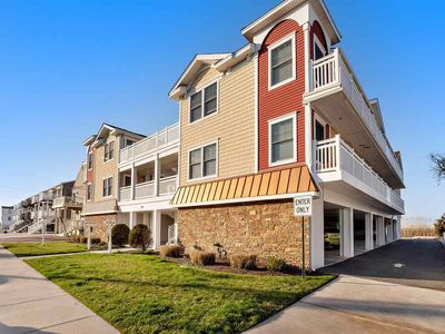 309 56th St APT A5, Sea Isle City, NJ, 08243