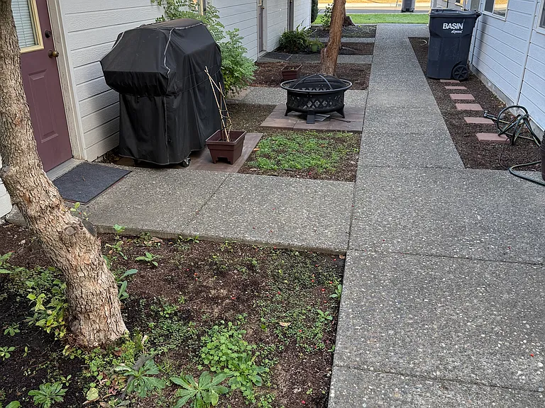 NE Cedar Ave — Photo 21