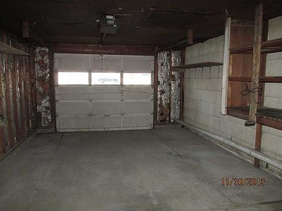 4th image of 335 Roosevelt Dr