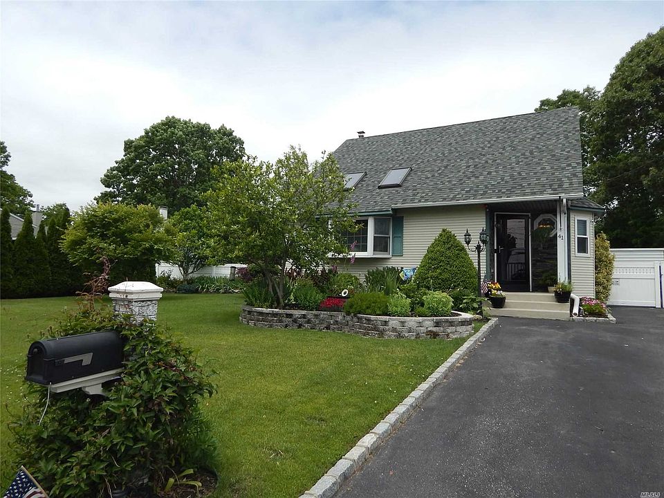 1st image of 41 Presford Dr