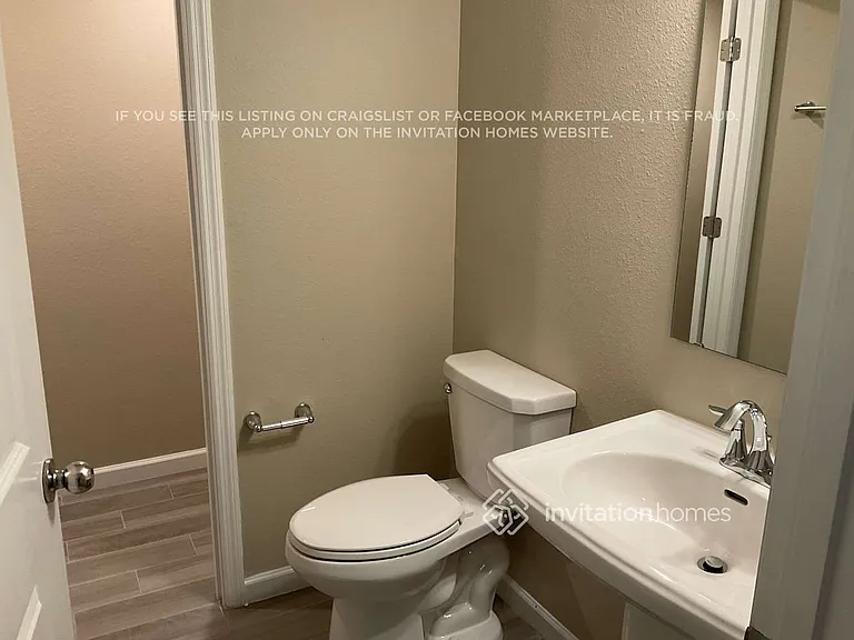 2594 Laylas Way — Photo 10
