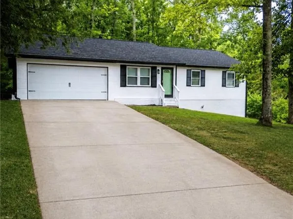 3091 Beaver Dr, Douglasville, GA 30135