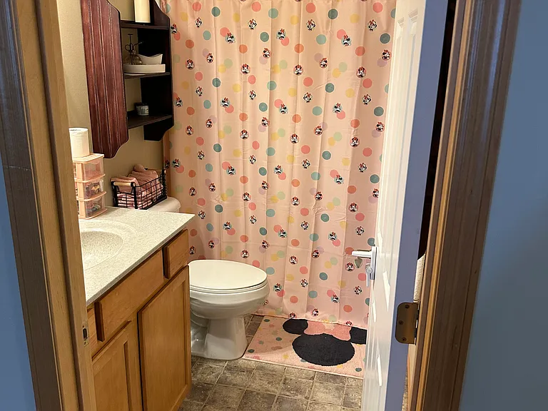 10981 Fergus St NE #B — Photo 5