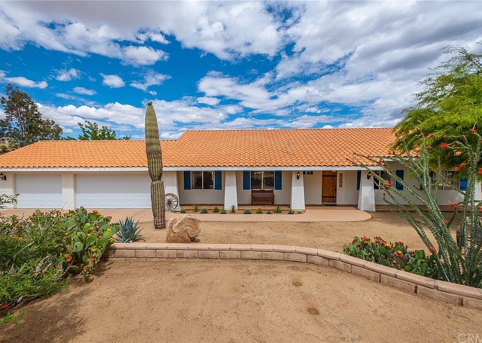 1st image of 58875 San Marino Dr