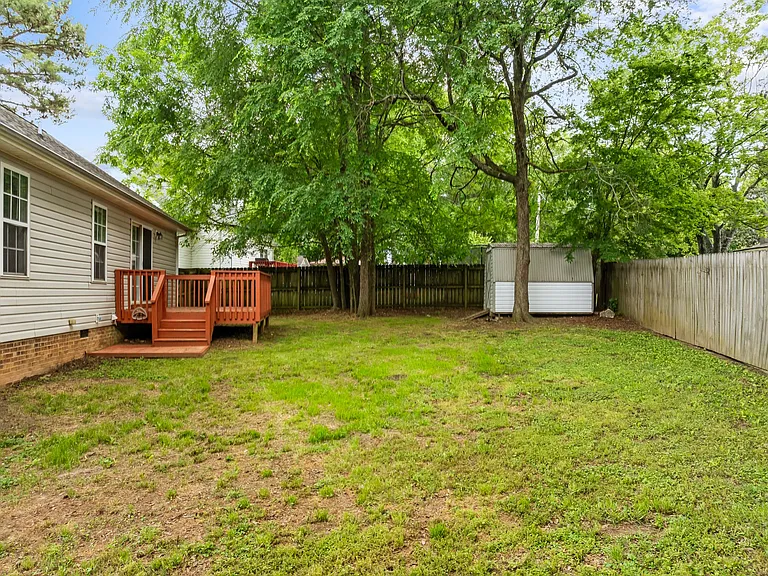 404 Foxbridge Ct — Photo 42