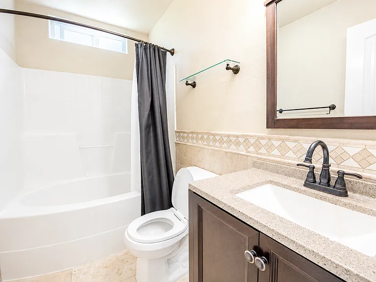 18165 N Midland Blvd — Photo 11