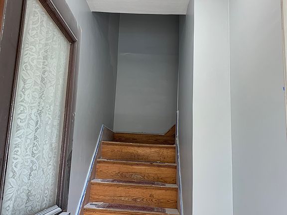 Entry Stairs