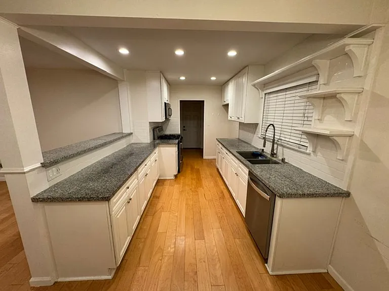5938 Fairman St — Photo 2