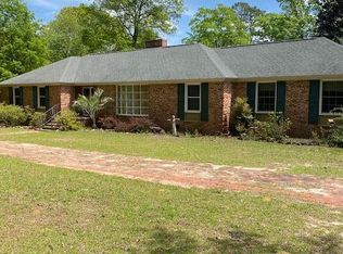 1067 Barnwell Dr, Sumter, SC 29154