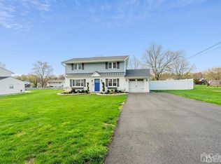 28 Starling Rd S, Brunswick, NJ 08824