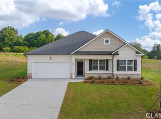 55 Defilippe Dr, Statham, GA 30666