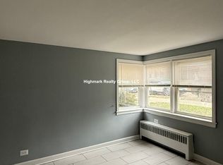 2752 W North Shore Ave #1EB, Chicago, IL