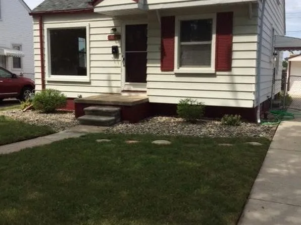 3558 23rd St, Wyandotte, MI 48192