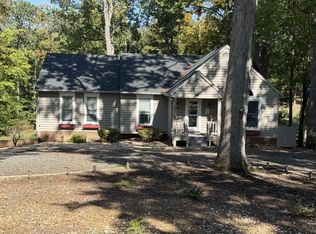 39 Out Of Bounds Rd, Palmyra, VA 22963