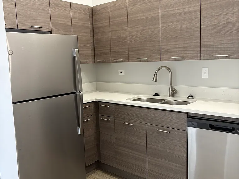 Downer Place Lofts — Photo 10
