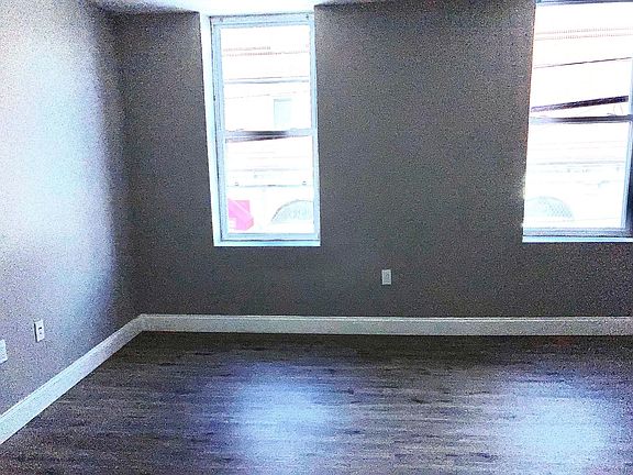 2nd image of 1402 Wharton St Floor 2