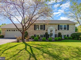 10074 McCreary Rd, Shippensburg, PA 17257