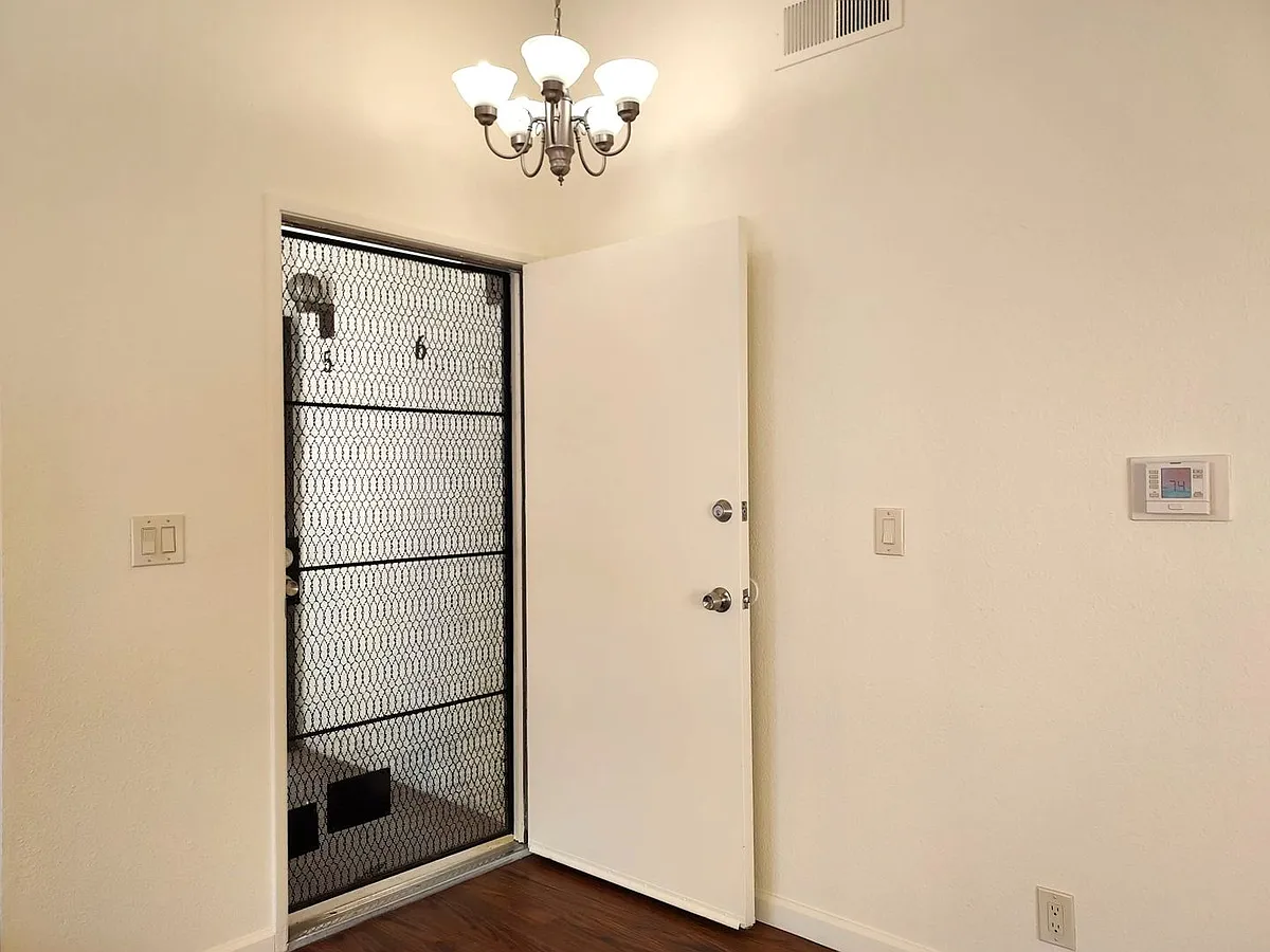 Building Photo - 4627 34th St